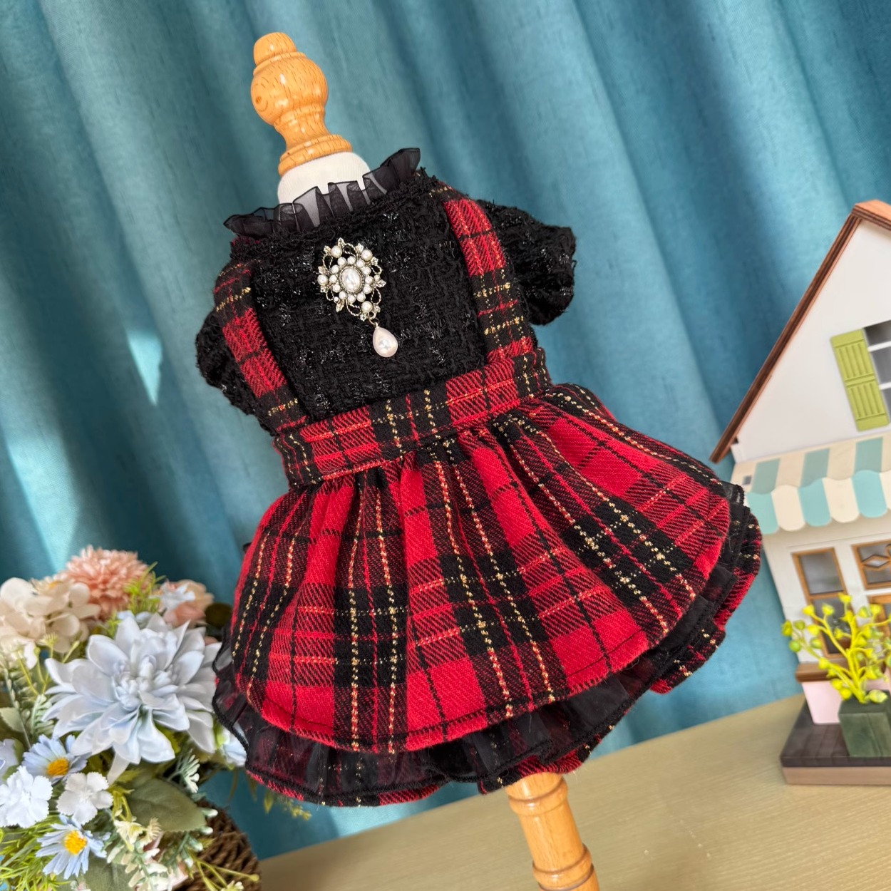 Retro Red Grid Pattern Skirts  – Winter Clothing Patterns recenzja i cena